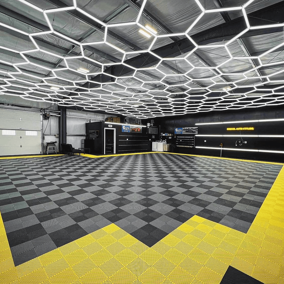 {"default":"hexagon garage lighting for auto modification workshop\n"}
