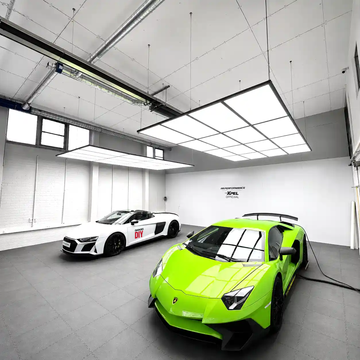 16-Panel Car Detailing Light System 