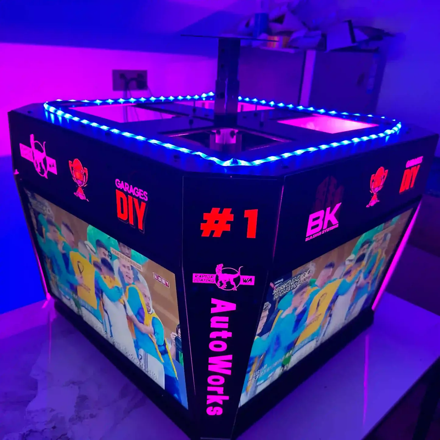 Ultimate Mini Home Jumbotron – 24" Display