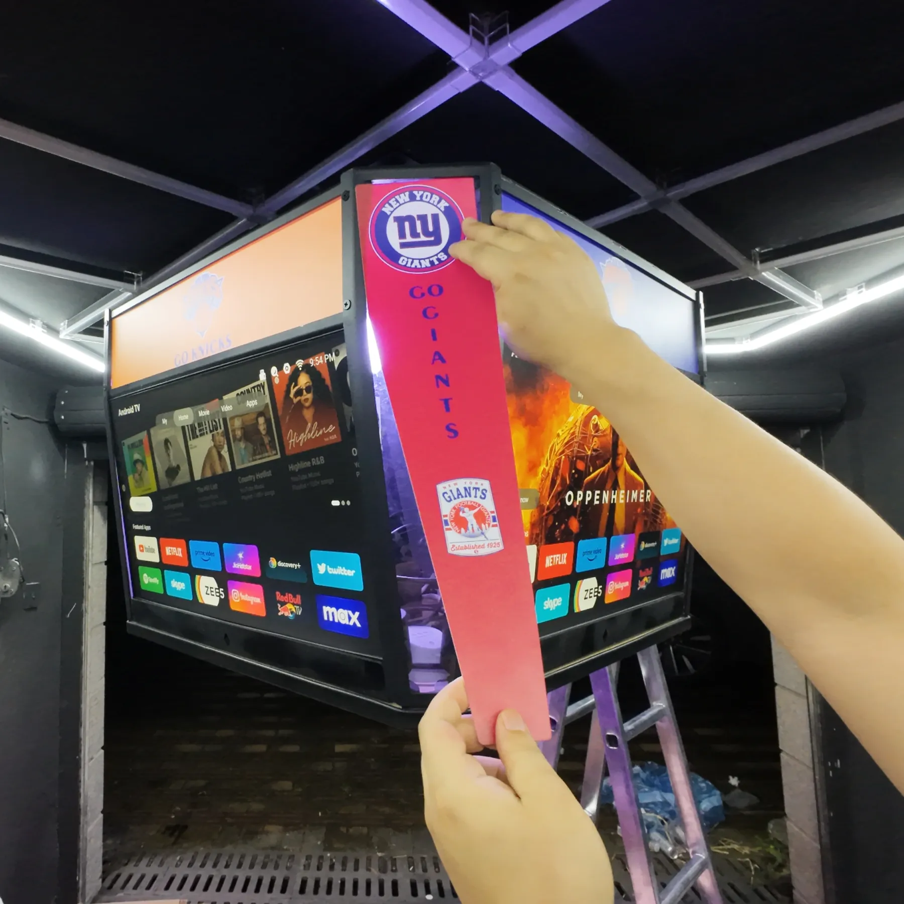 Ultimate Mini Home Jumbotron – 24" Display