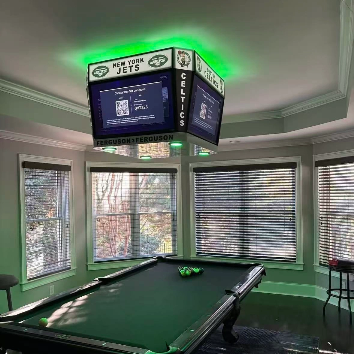 Ultimate Mini Home Jumbotron – 24" Display