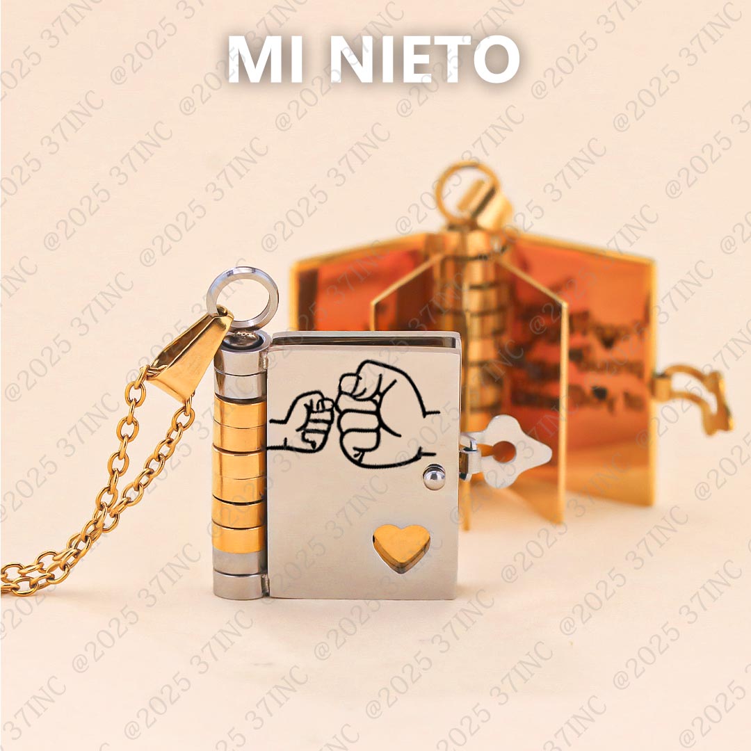 Mi Nieto - Collar Libro “Con Amor, Fe Y Fuerza”