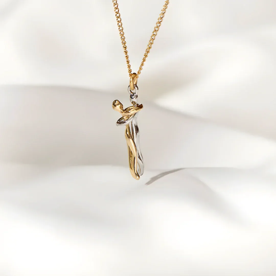 Collar Del Abrazo Eterno