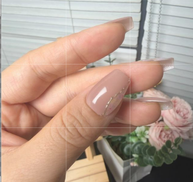 【1122】 大人可愛い花屑 上品ネイル