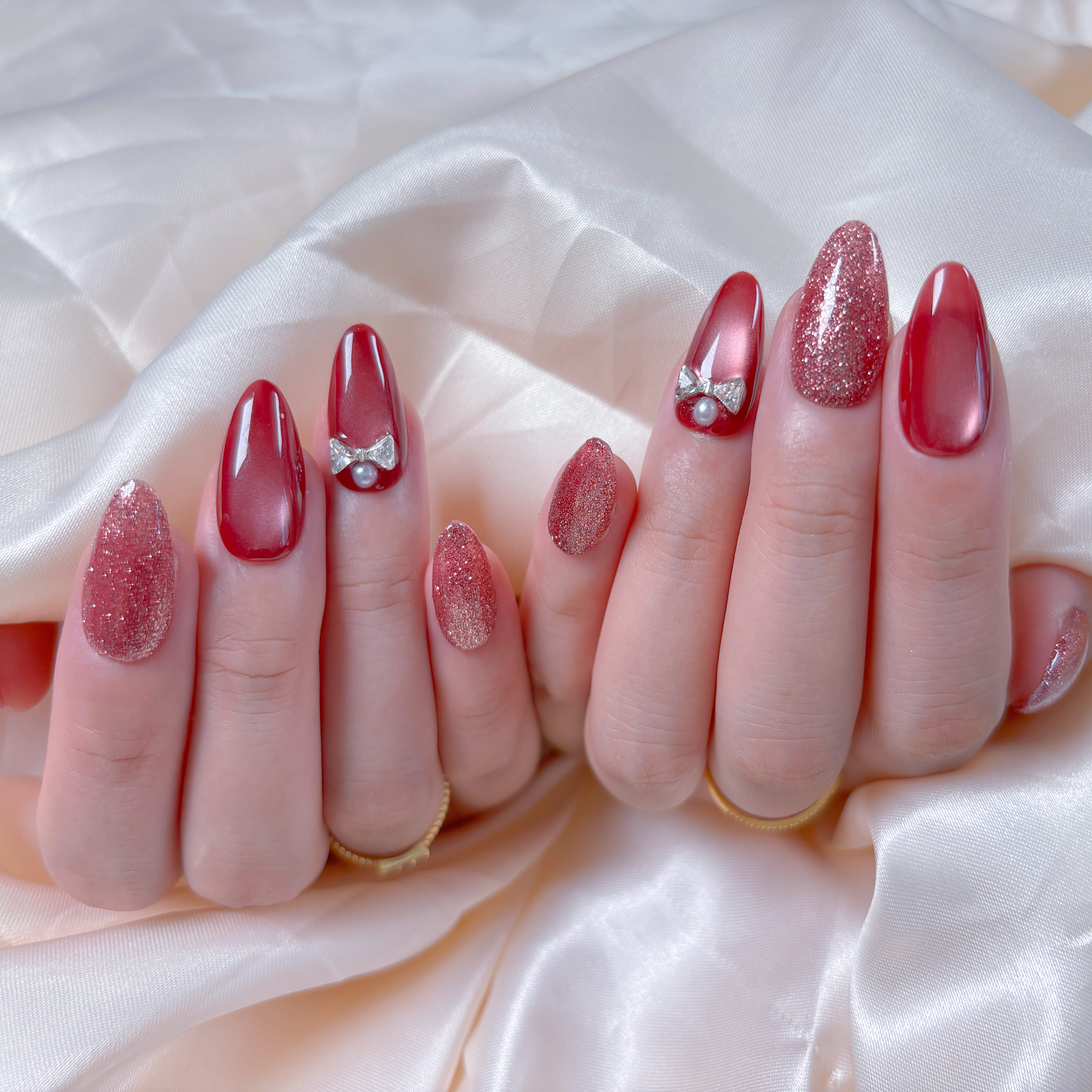 【977】ボルドーキラキラネイルチップ