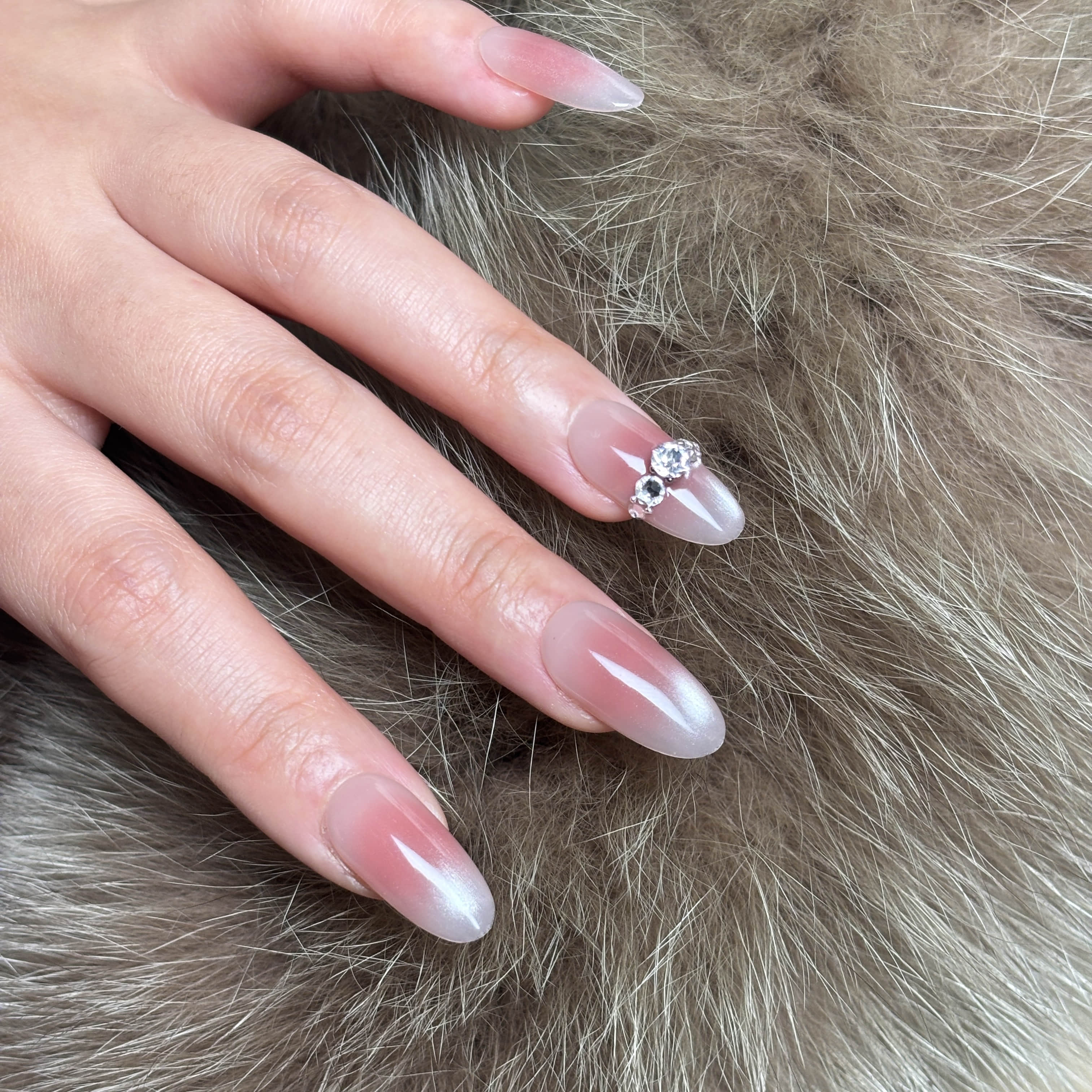 【1073】スワロダイモンドマグネットネイル