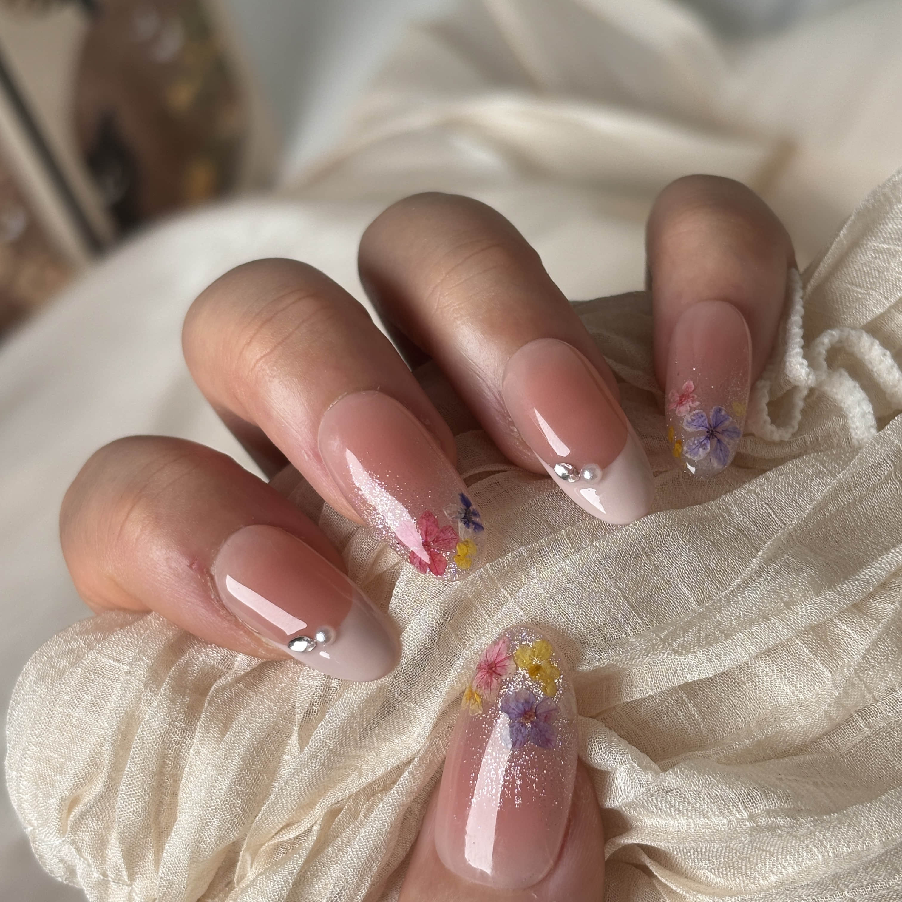 【1114-2】押し花チークフレンチネイル