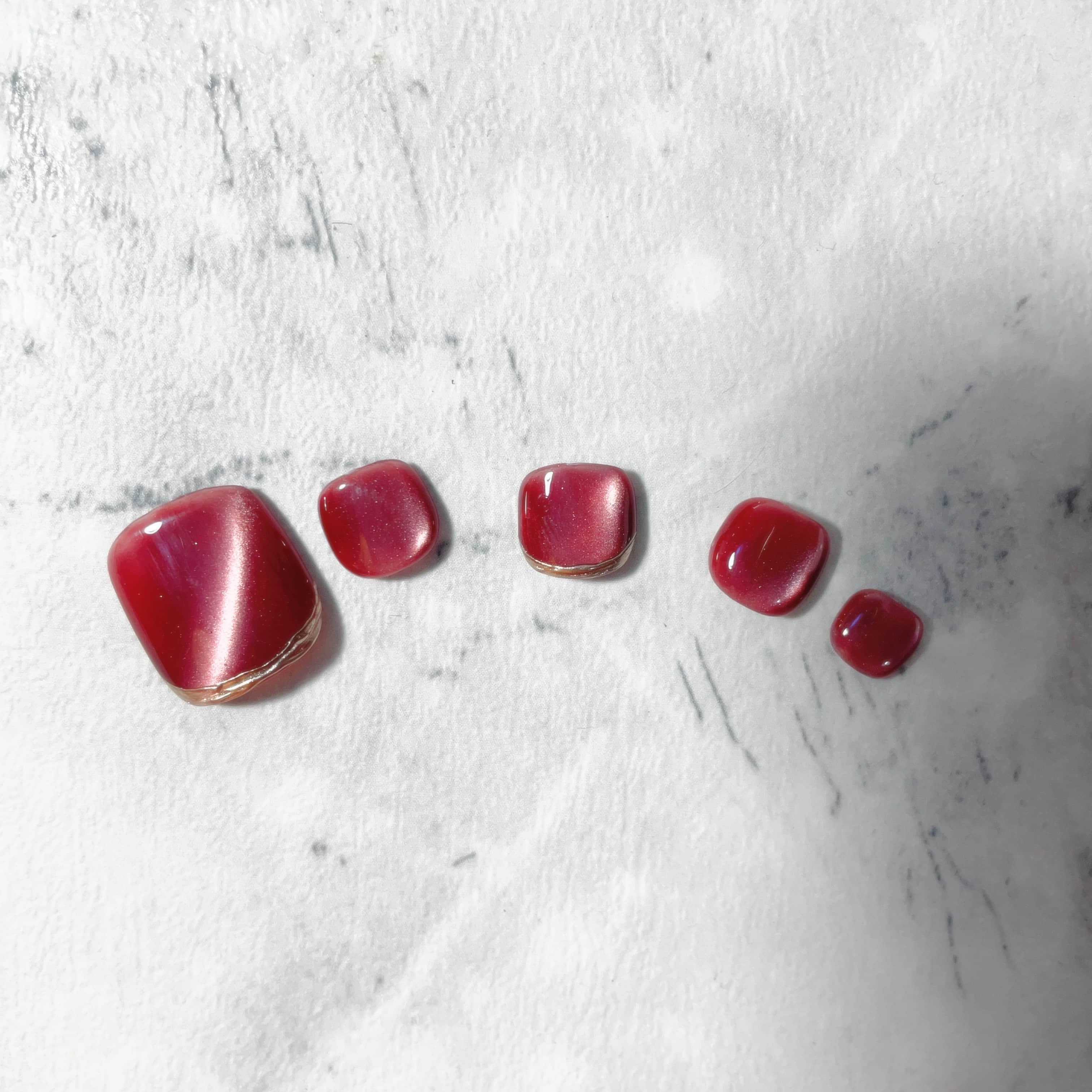 【859】赤マグフットネイル