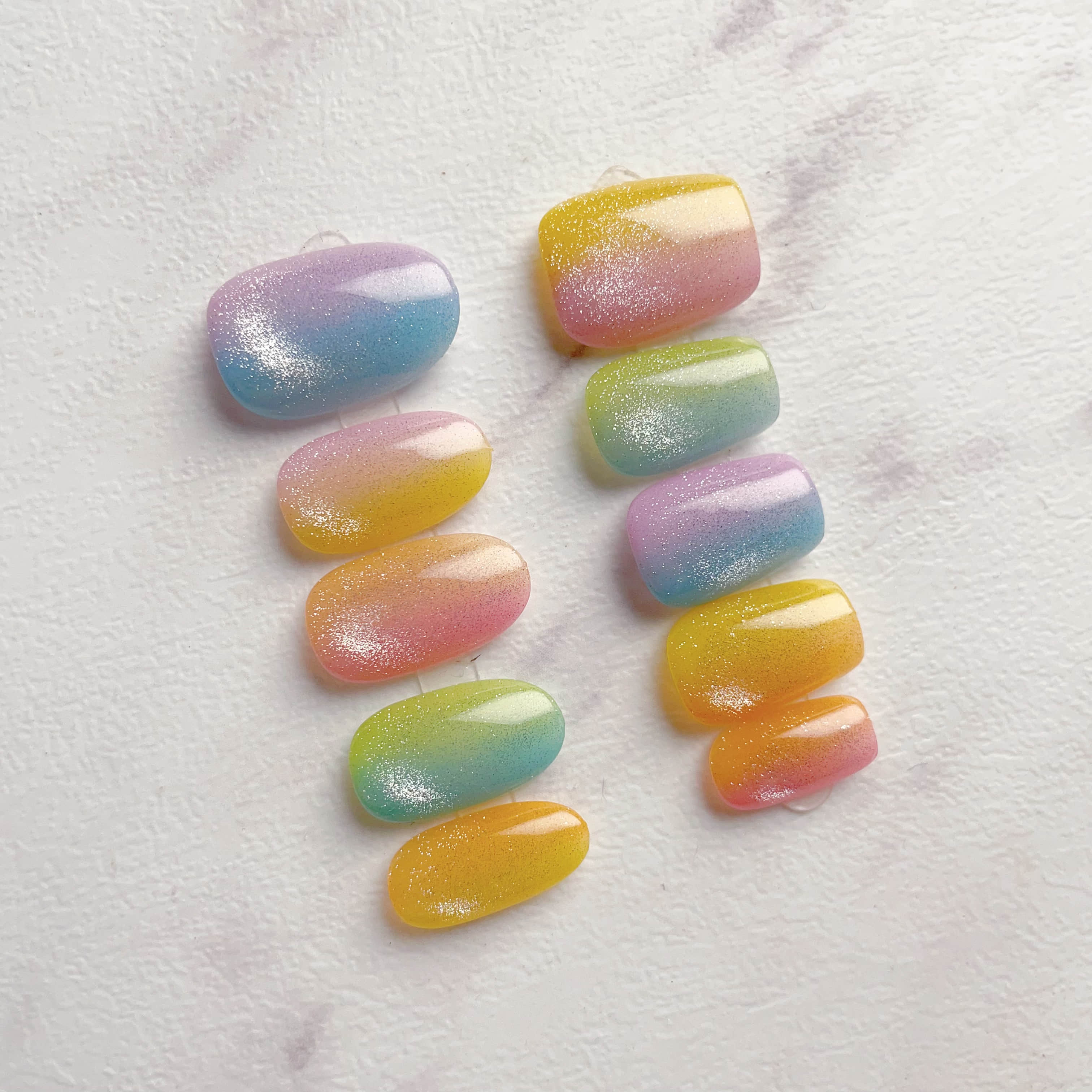 【888】レインボー🌈ネイル