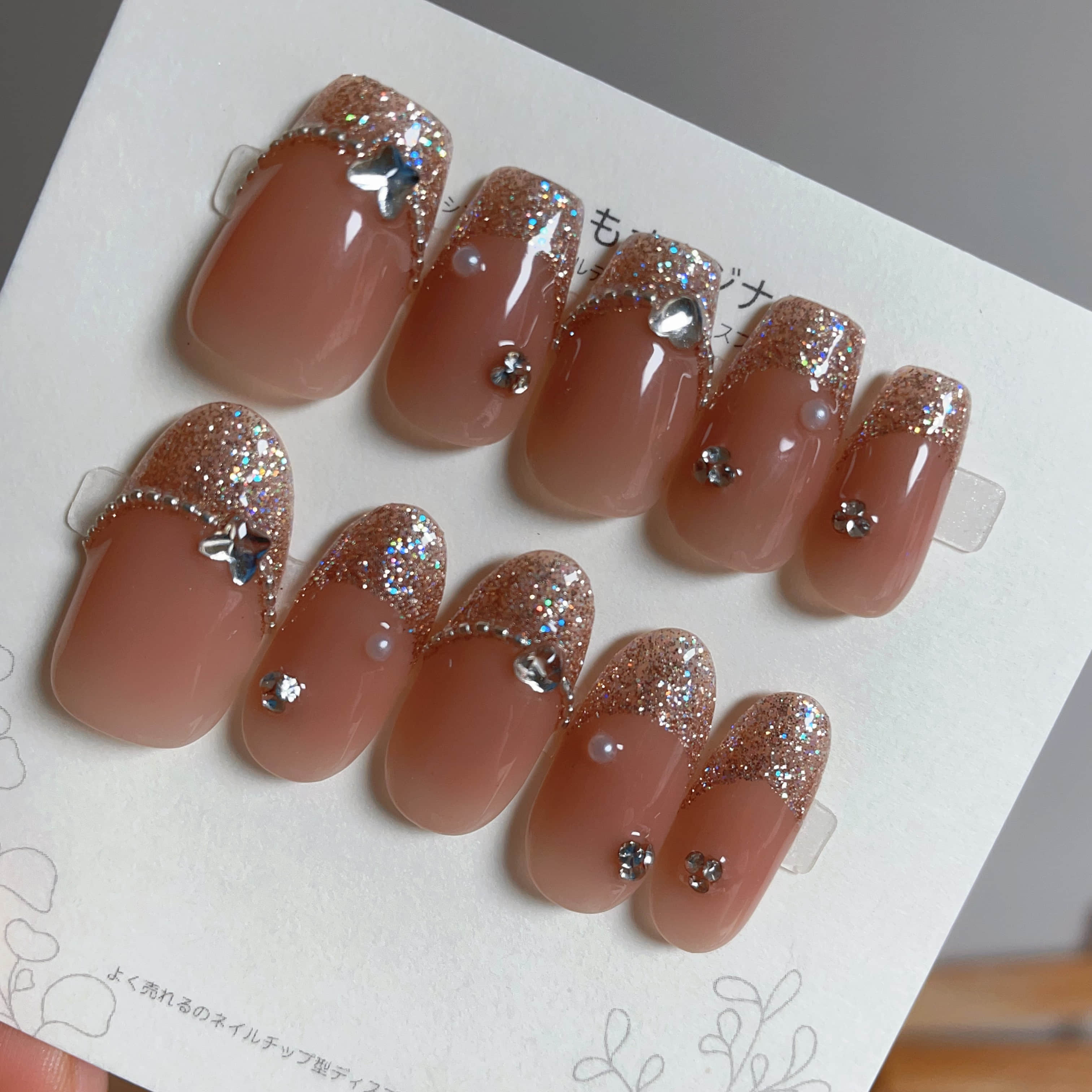 マグネットネイル – Kiki Nail & DIY