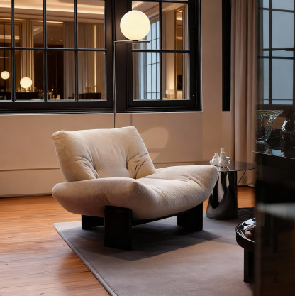 Alder Curve Lounge Chair