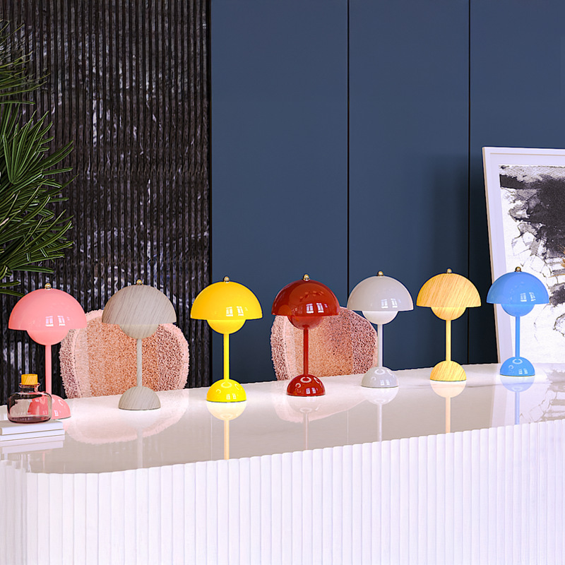 Luna Glow Table Lamp