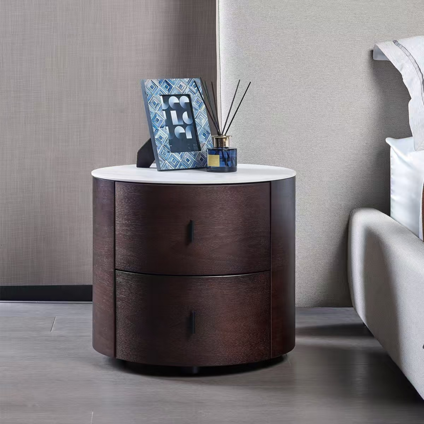 Aura Curve Bedside Table