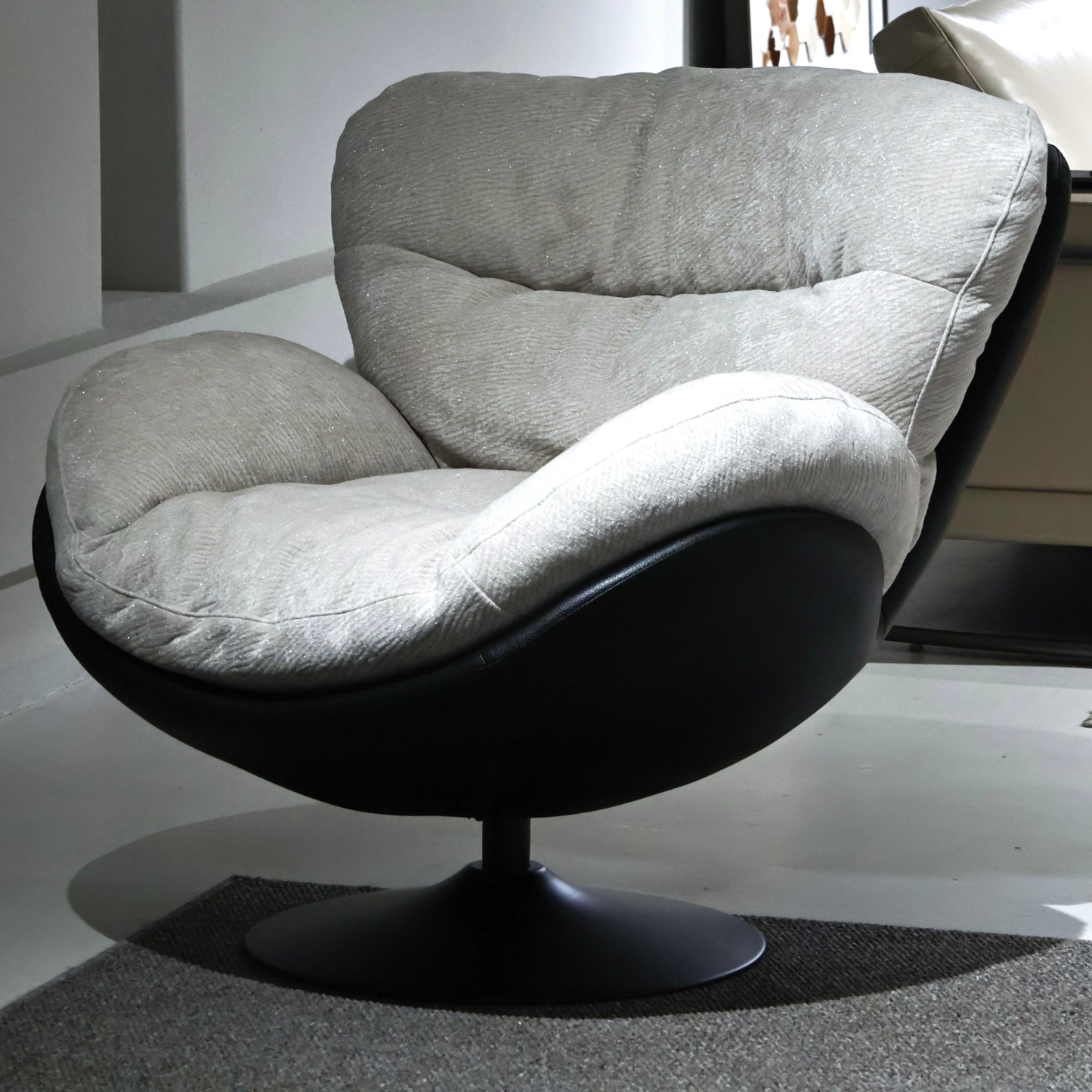 Egg Occasional Chair