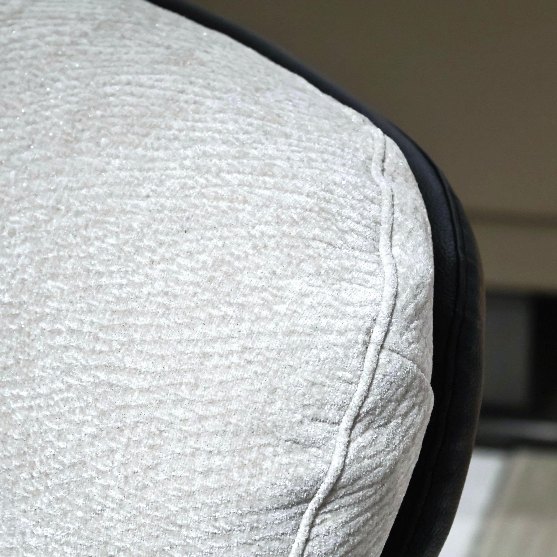 Egg Occasional Chair