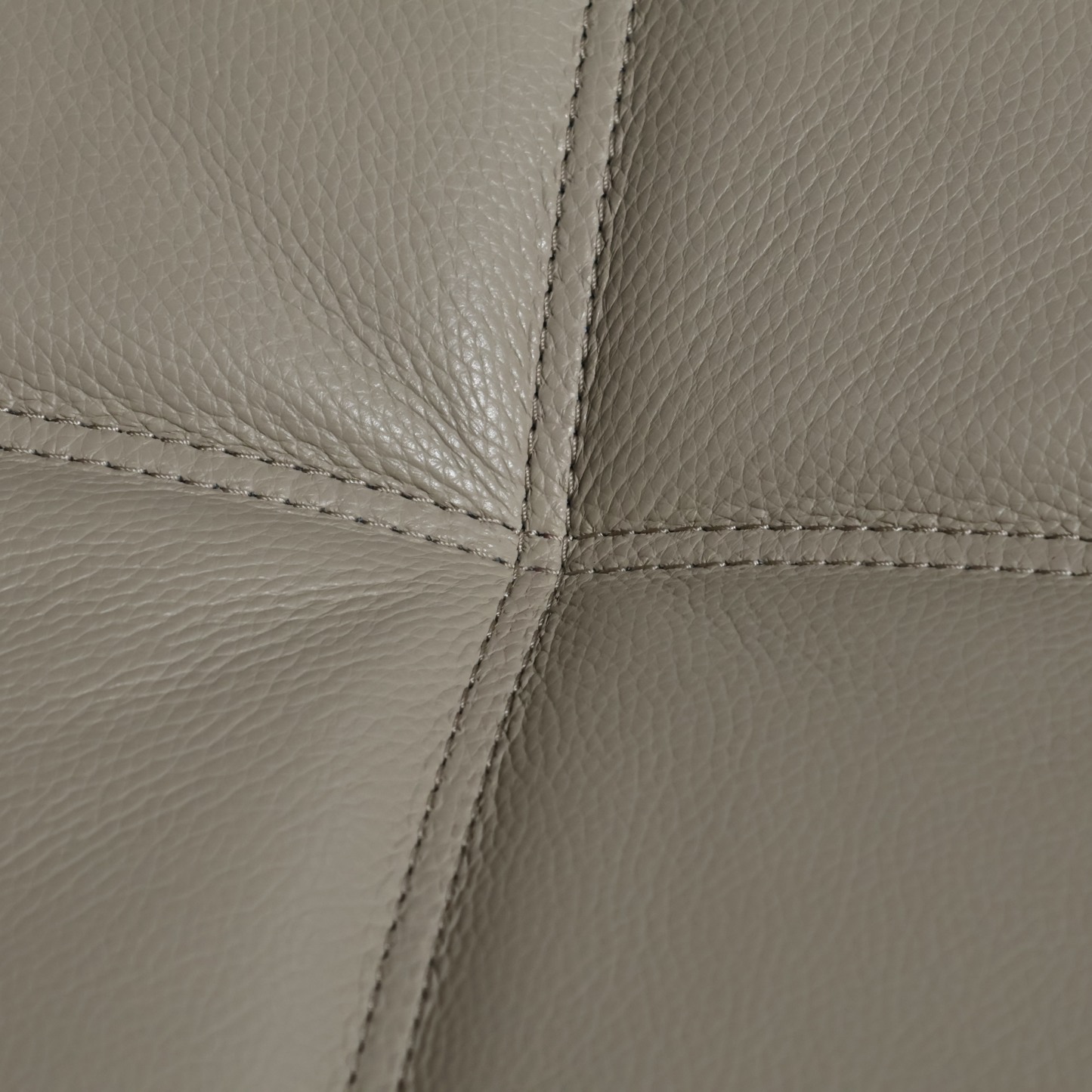 Lawrence Power Motion Sofa