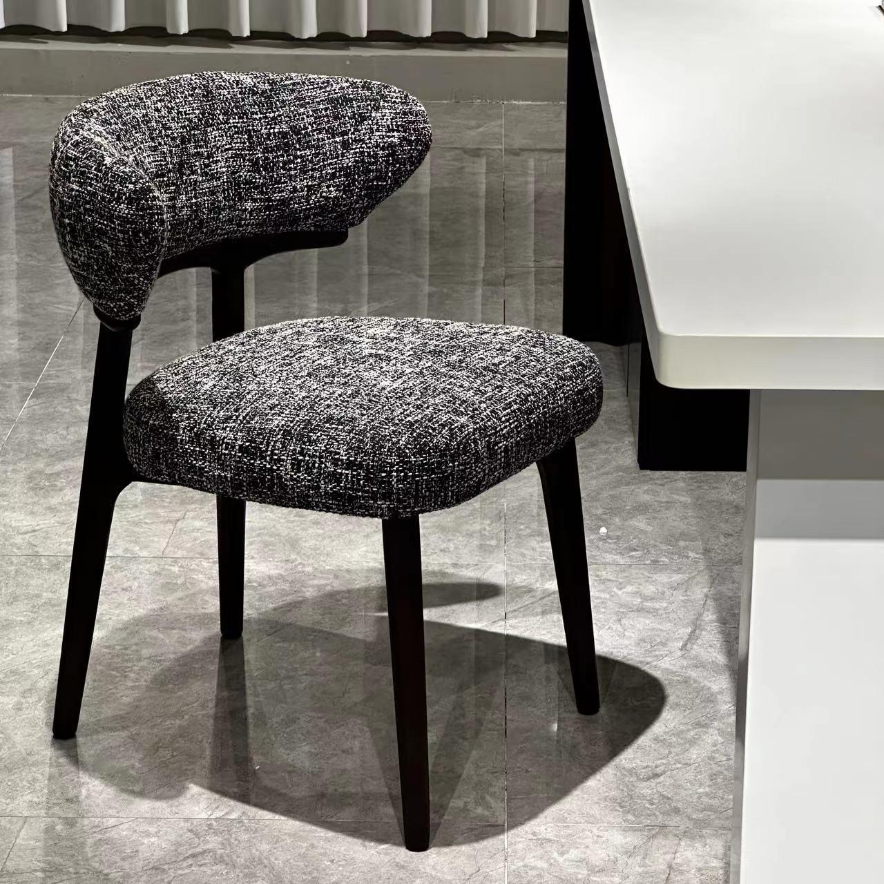 克洛蒂尔德餐椅  布艺