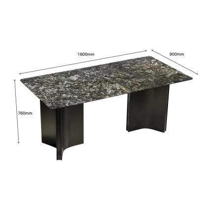  铂金钻奢石餐桌