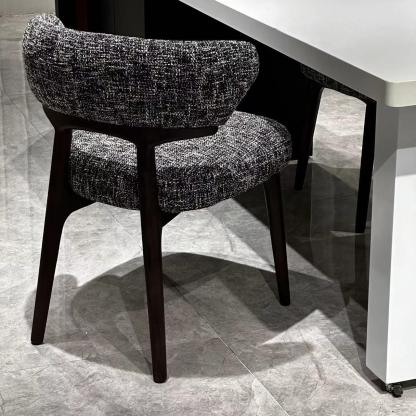 克洛蒂尔德餐椅  布艺