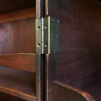 Vino Sculpt Wine Cabinet