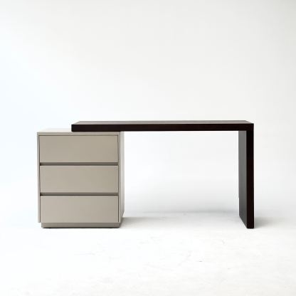 Élan Dresser