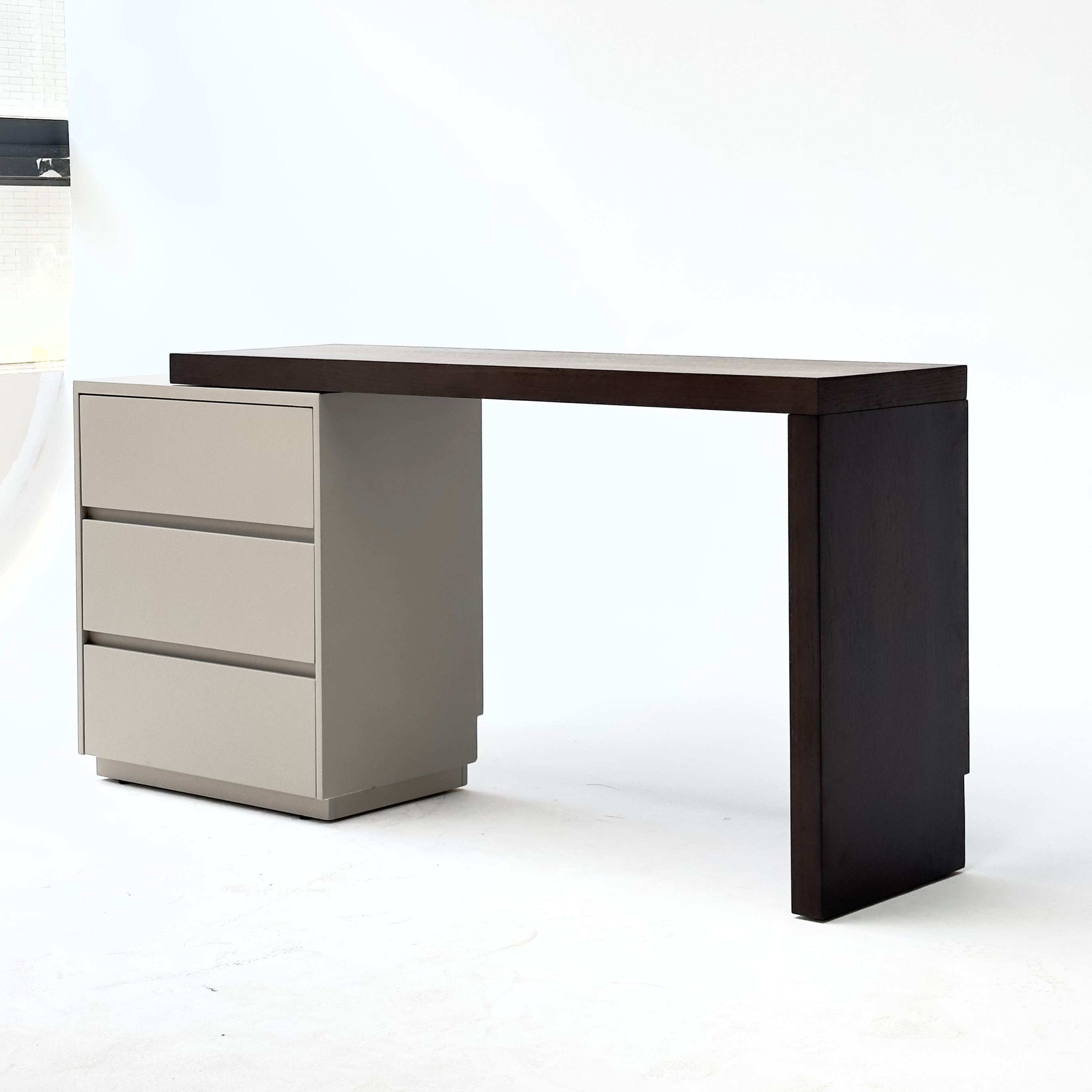 Élan Dresser