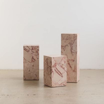 Rosé Marble Pedestal Set