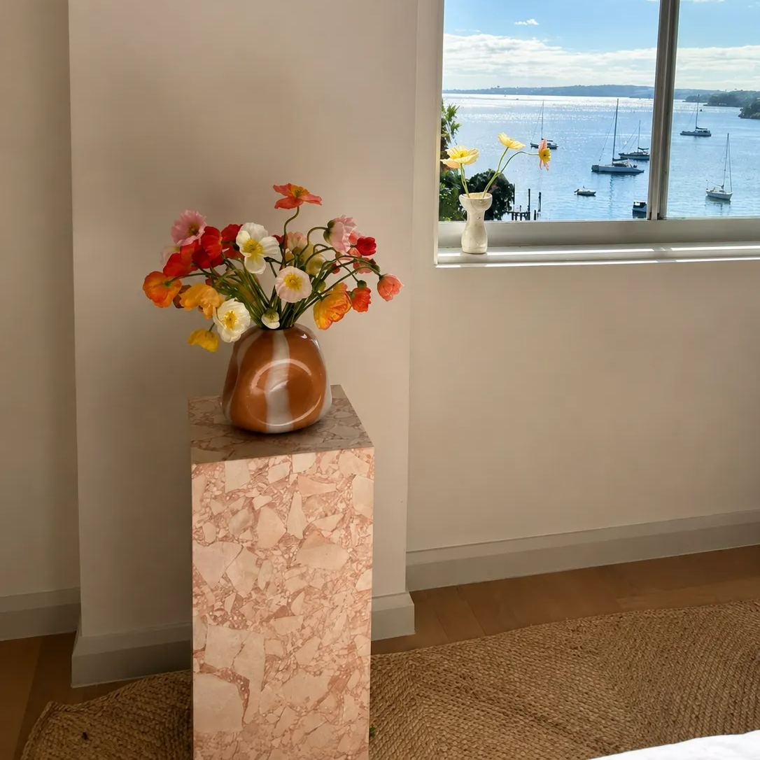 Rosé Marble Pedestal Set