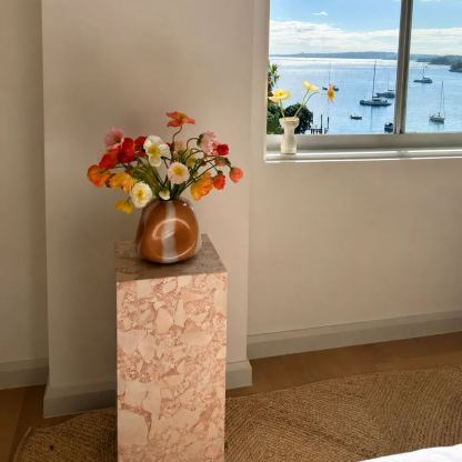 Rosé Marble Pedestal Set