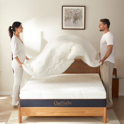 Owllight 25cm Cooling Gel Memory Foam Mattress,Medium Firm with Removable and Washable Fiber Knit Cover,and 3 Layer High-density Supporting Sponge & Bamboo Charcoal Egg Crate Combo,180*200*25cm,King.