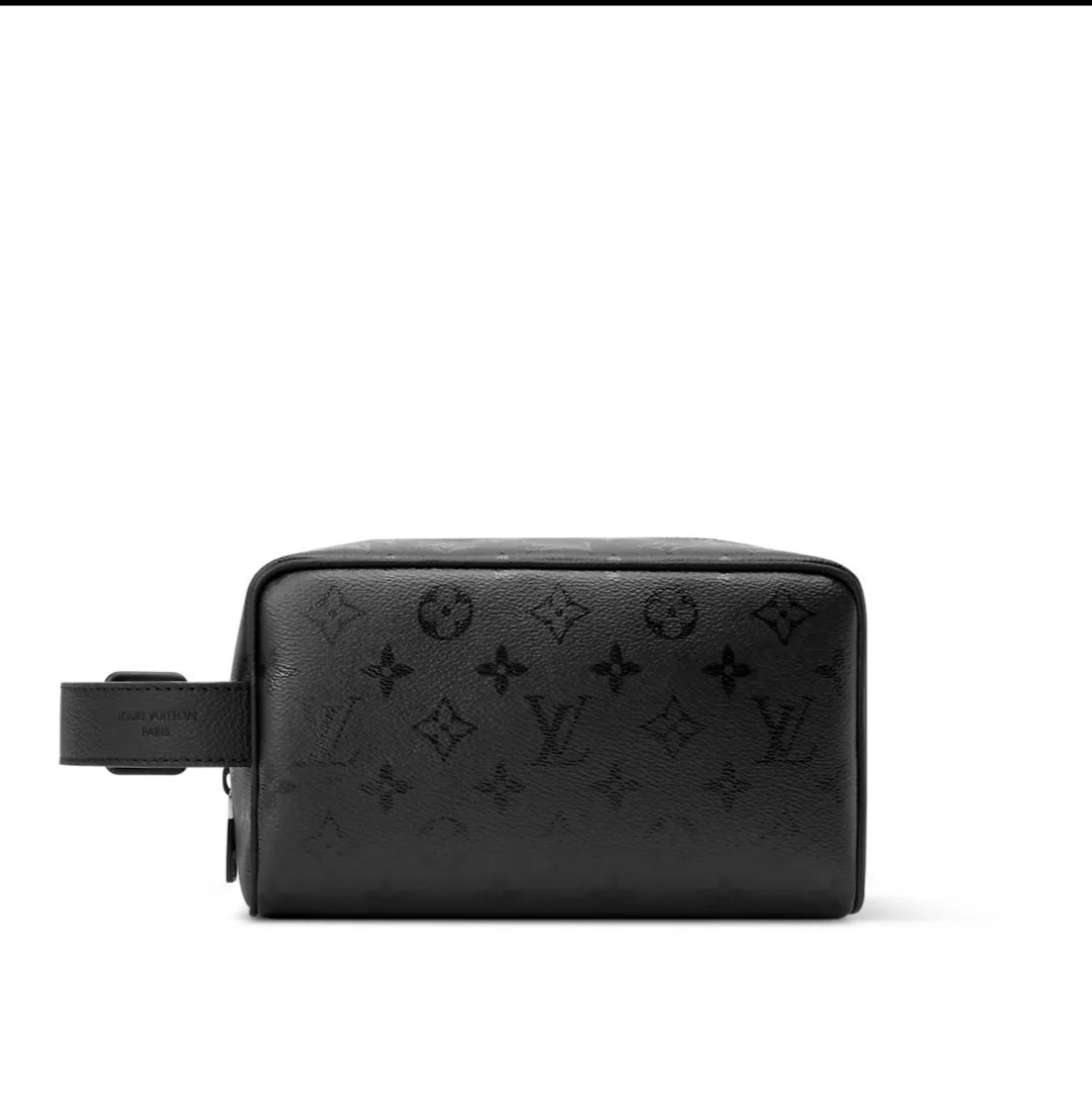 使い勝手がいい【Louis Vuitton】ロッカー ドップ・キット M26810