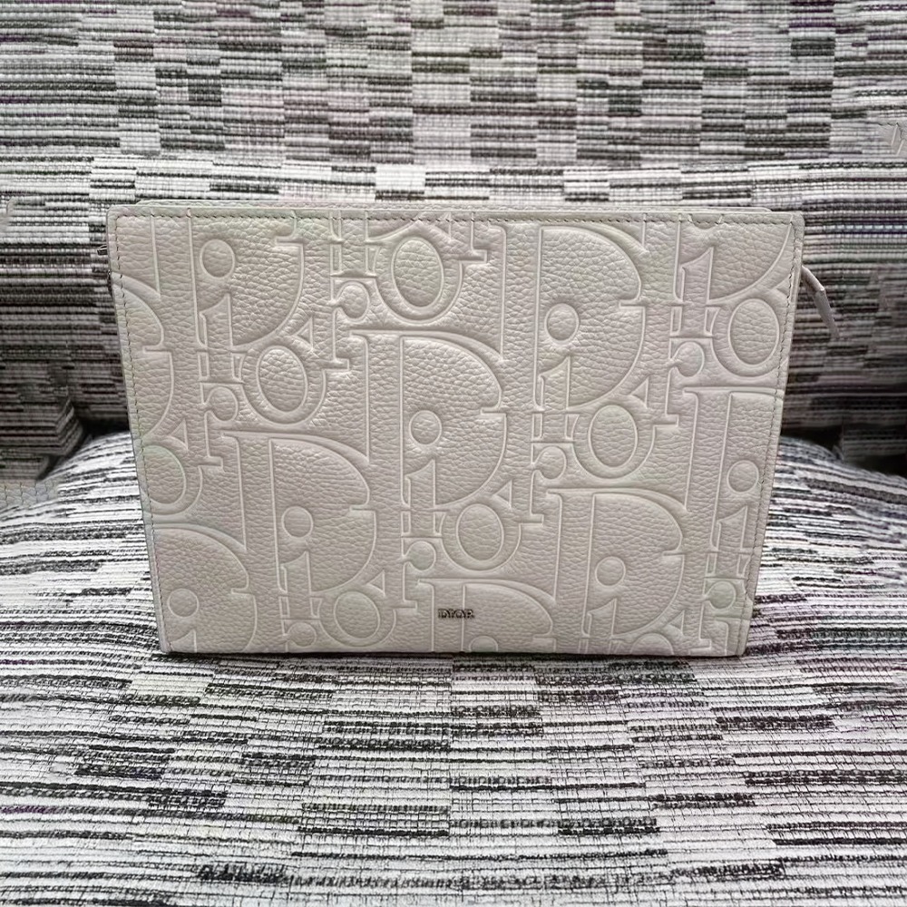 【大人クールに映える★】DIOR A5 トライアングル レザーポーチ