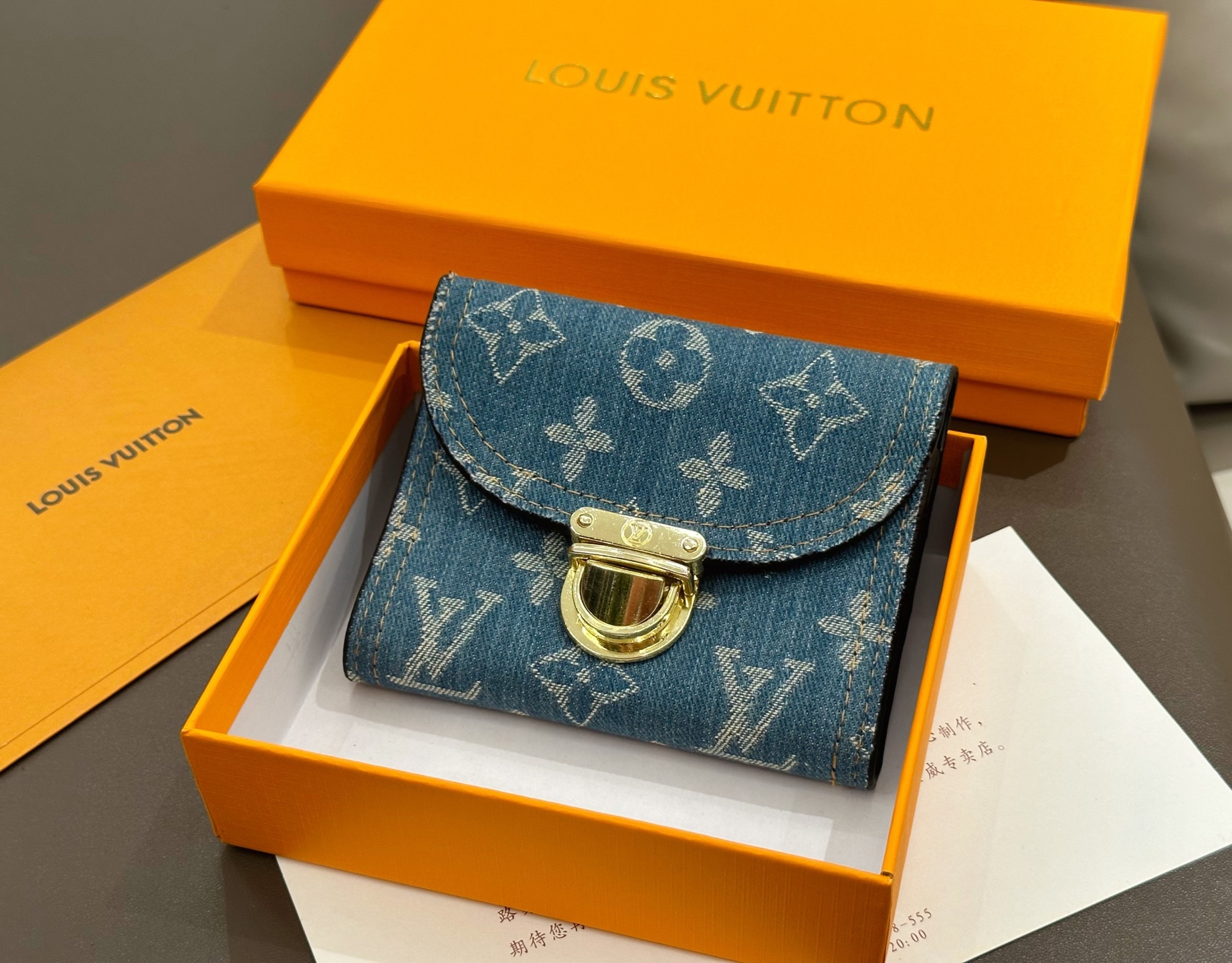 LOUIS VUITTON ジッピー・コインパース