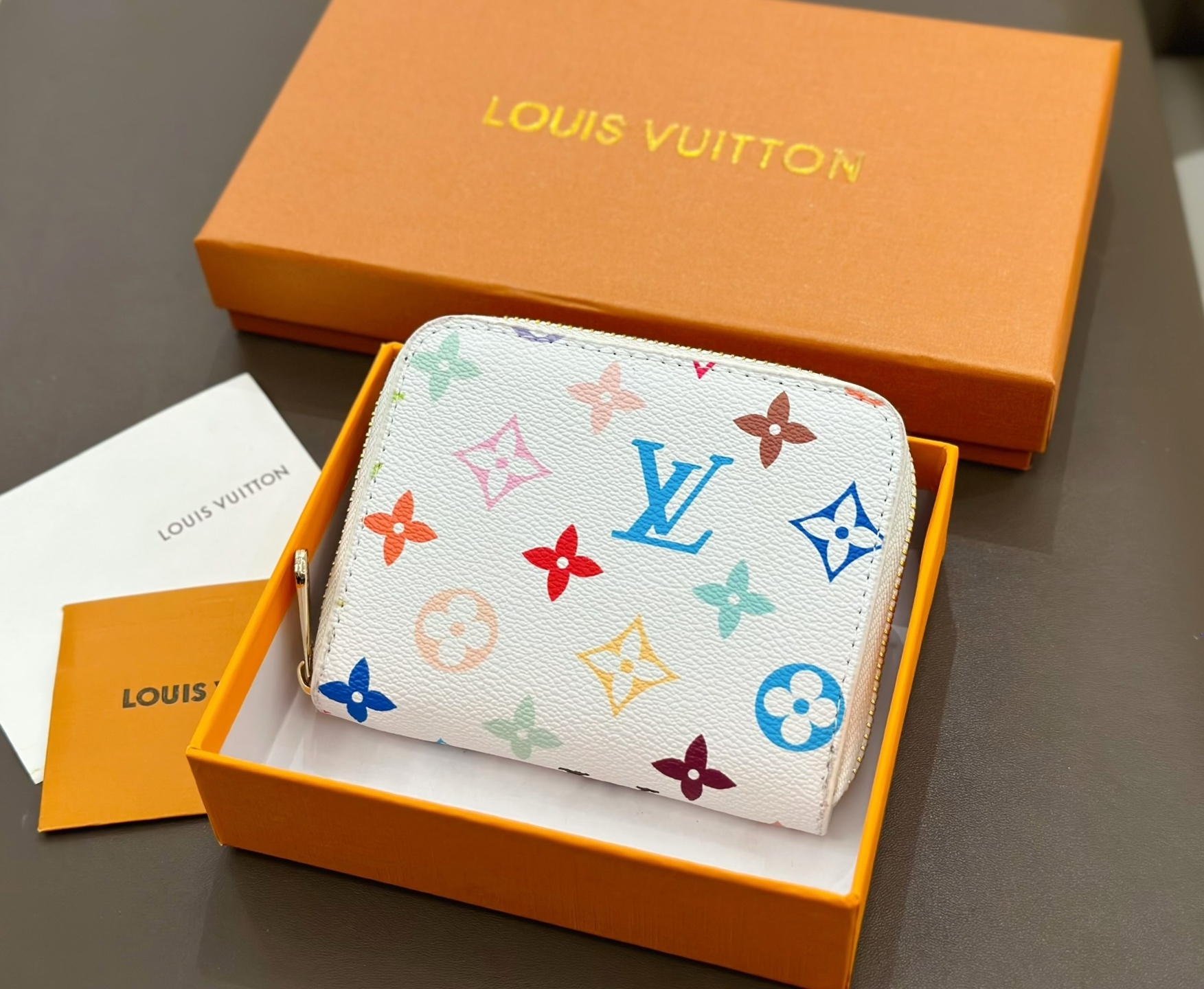 LOUIS VUITTON ジッピー・コインパース