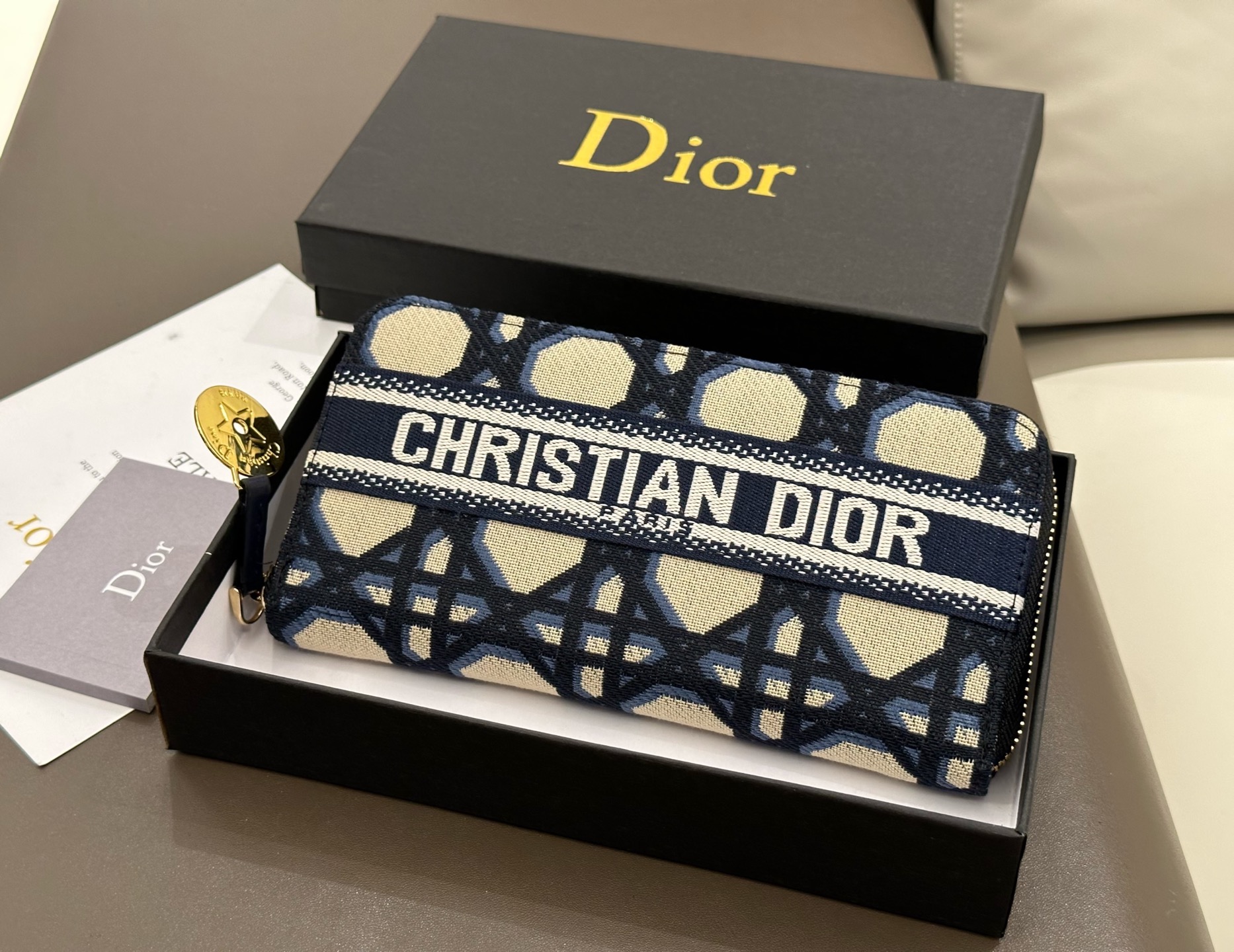 【オシャレかっこいい！】Dior★バーティカル 2つ折りウォレット