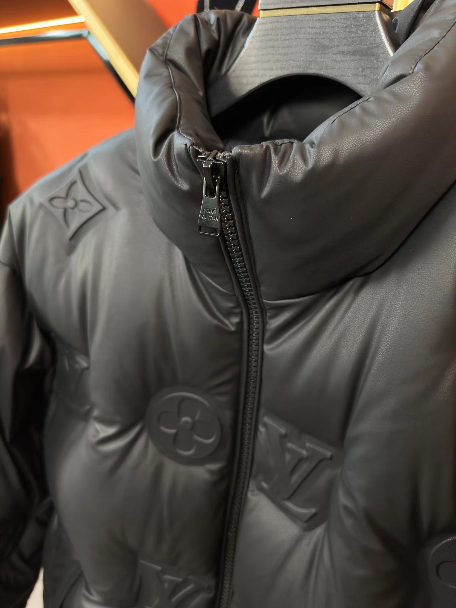 【LOUIS VUITTON】超人気 ダウンジャケット【全国送料無料】【即日出荷】