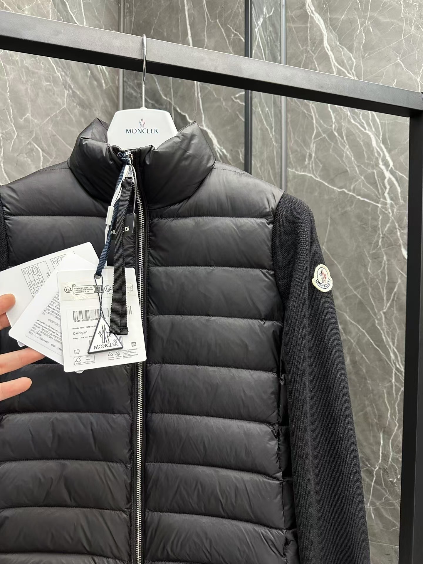 【MONCLER全国送料無料】新作数量限定予行販売モンクレールダウンジャケット