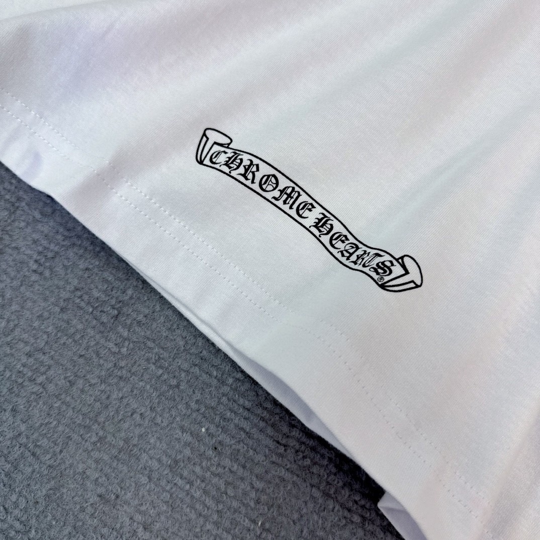 【CHROME HEARTS旗艦店】クロムハーツ 長袖 ご好評に付き再入荷！