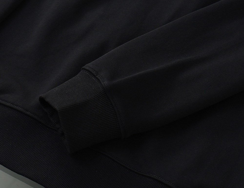 【LOEWE旗艦店】ロエベ 長袖 男女兼用 ご好評に付き再入荷！