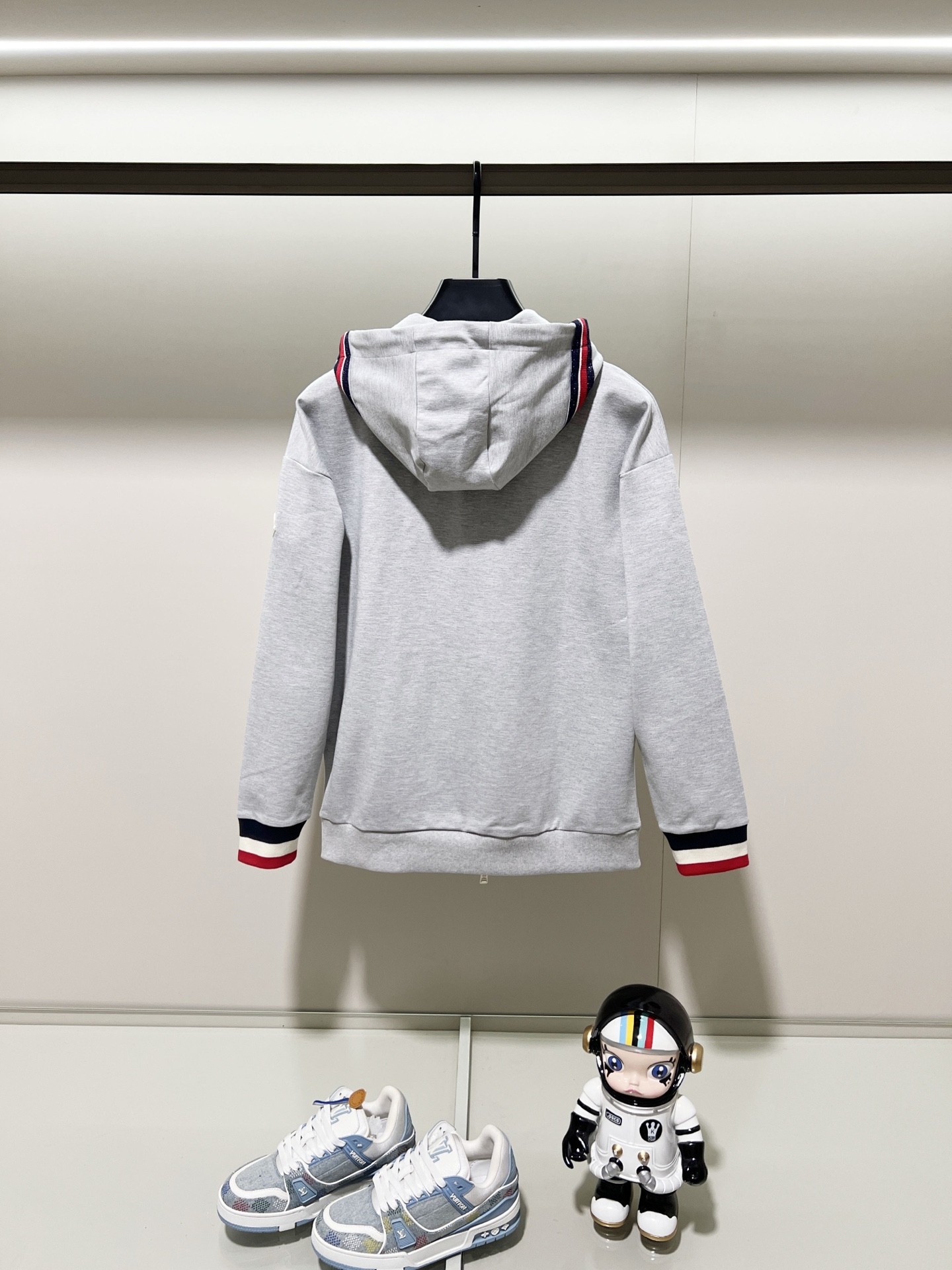 【MONCLER旗艦店】モンクレール パーカー 男女兼用 ご好評に付き再入荷！