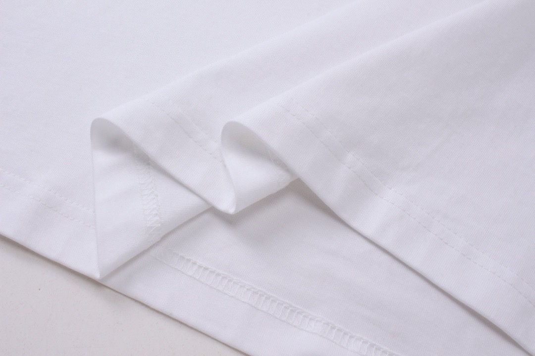 【BALENCIAGA旗艦店】バレンシアガ 刺繡長袖 ご好評に付き再入荷！