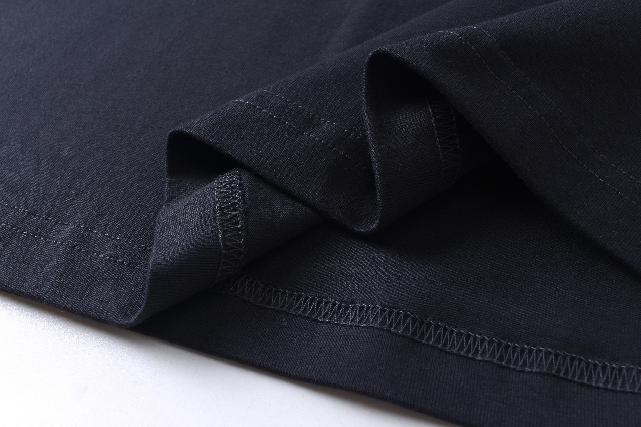 【BALENCIAGA旗艦店】バレンシアガ 刺繡長袖 ご好評に付き再入荷！