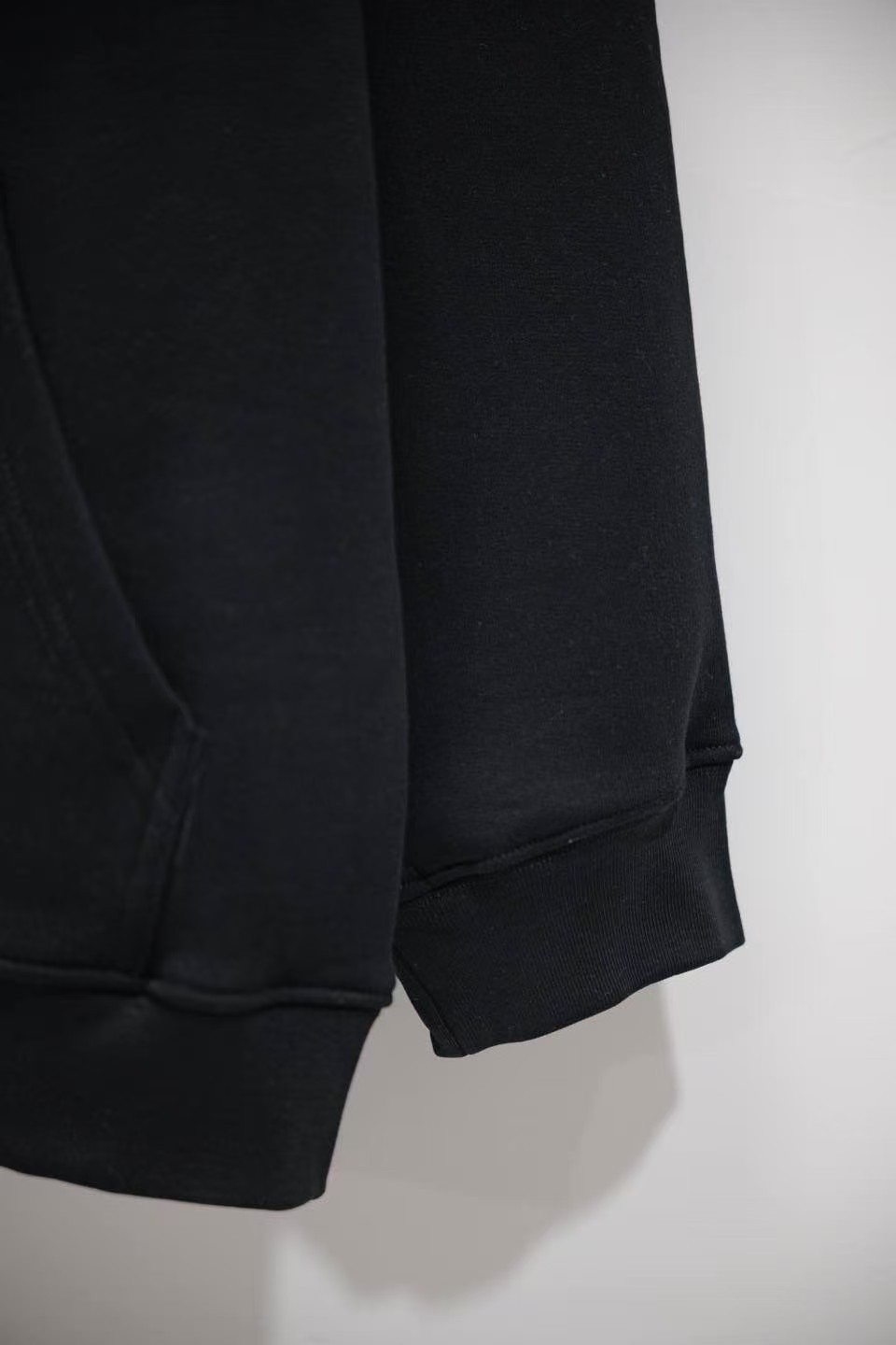 【BALENCIAGA】バレンシアガ パーカー、ご好評に付き再入荷！