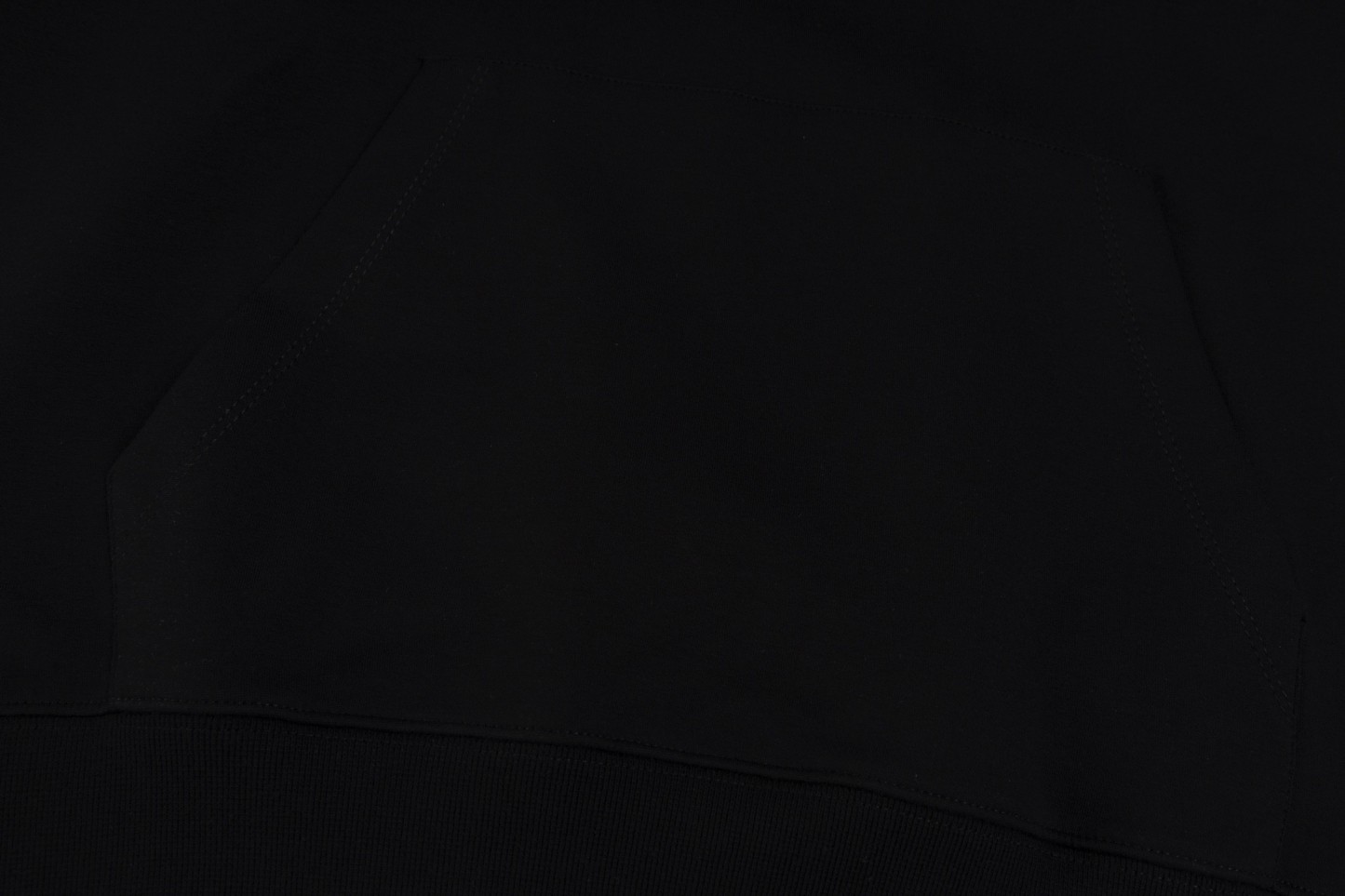 【FENDI旗艦店】フェンディ パーカー 男女兼用 ご好評に付き再入荷！