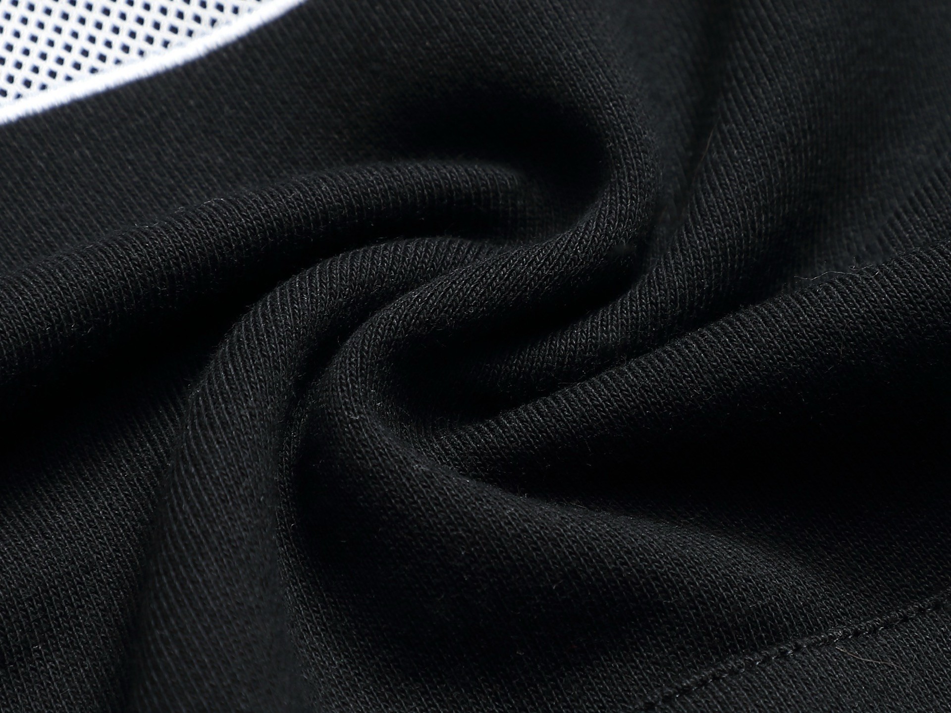 【FENDI旗艦店】フェンディ パーカー 男女兼用 ご好評に付き再入荷！