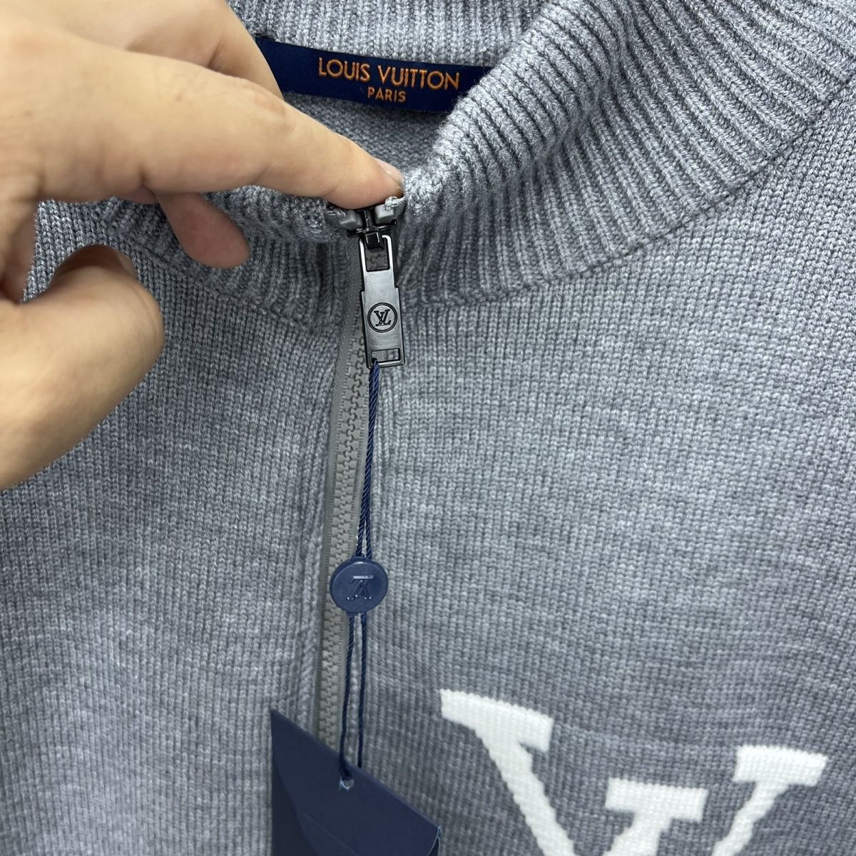 【LOUIS VUITTON旗艦店】ルイヴィトン セーター 男女兼用 ご好評に付き再入荷！