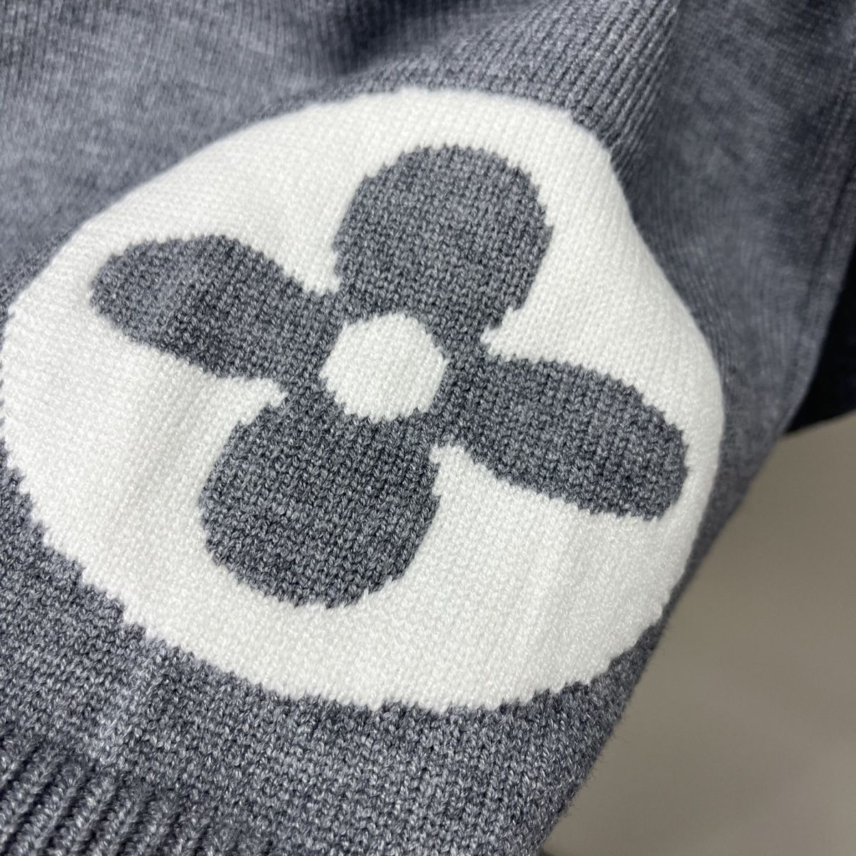 【LOUIS VUITTON旗艦店】ルイヴィトン セーター 男女兼用 ご好評に付き再入荷！