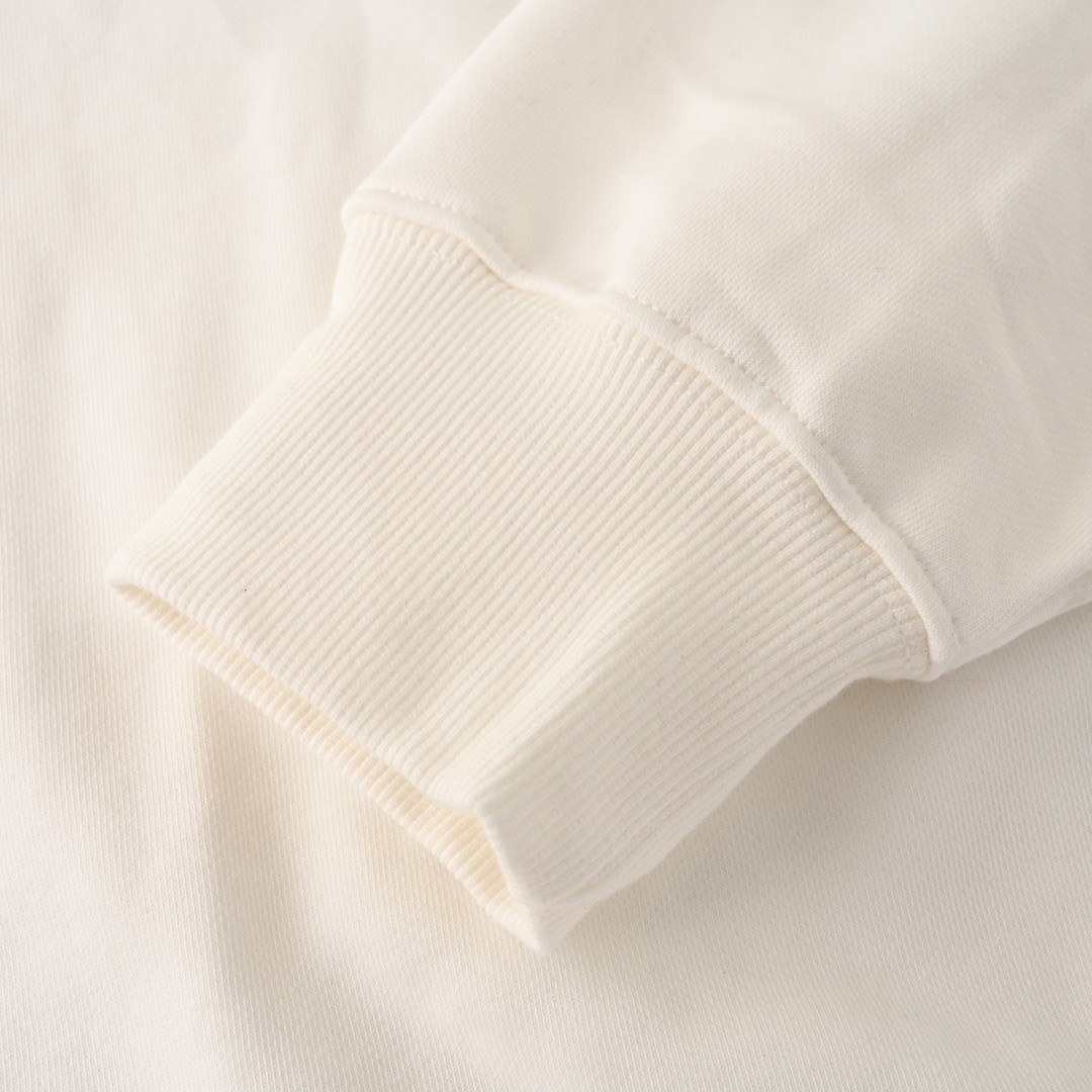 【BURBERRY旗艦店】バーバリー 長袖 ご好評に付き再入荷！