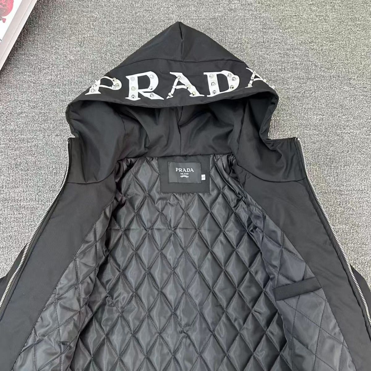 【PRADA全国送料無料】 ダウンジャケット＊大人もOK＊