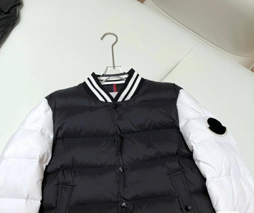 【MONCLER 公式旗艦店】モンクレール ダウンジャケット ご好評に付き再入荷！